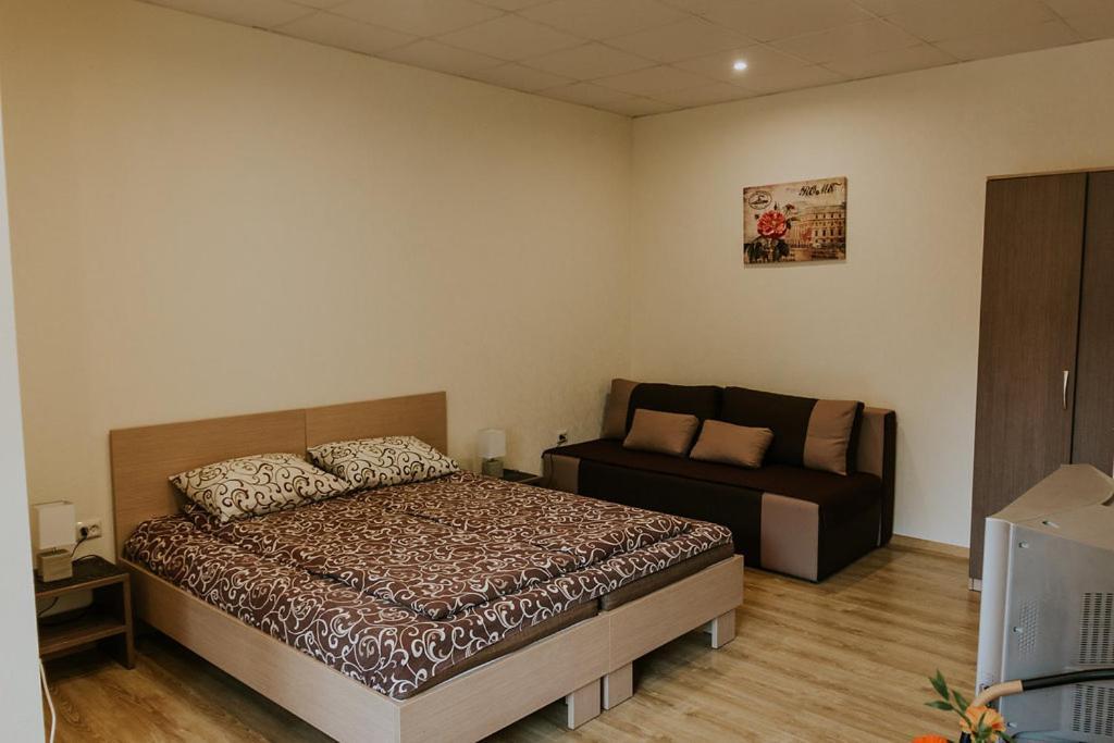 Guest House Baltika เวนต์สปิลส์ ภายนอก รูปภาพ